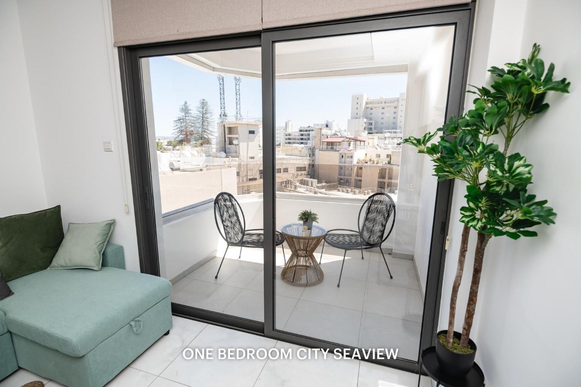 Lazuli City & Seaview Apartments Larnaca Exterior photo