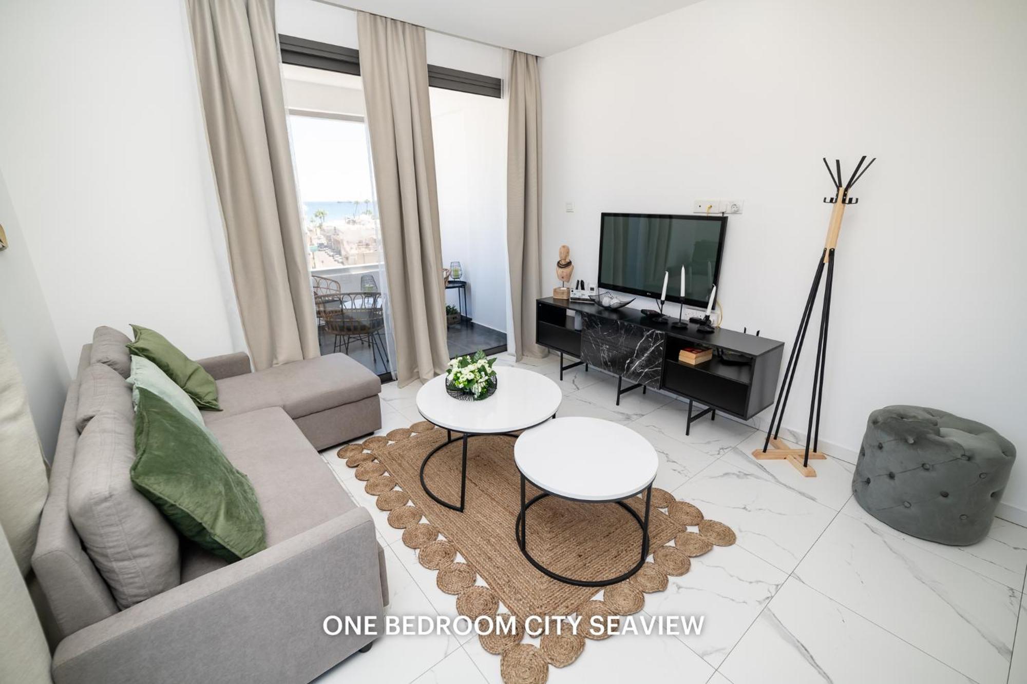 Lazuli City & Seaview Apartments Larnaca Room photo