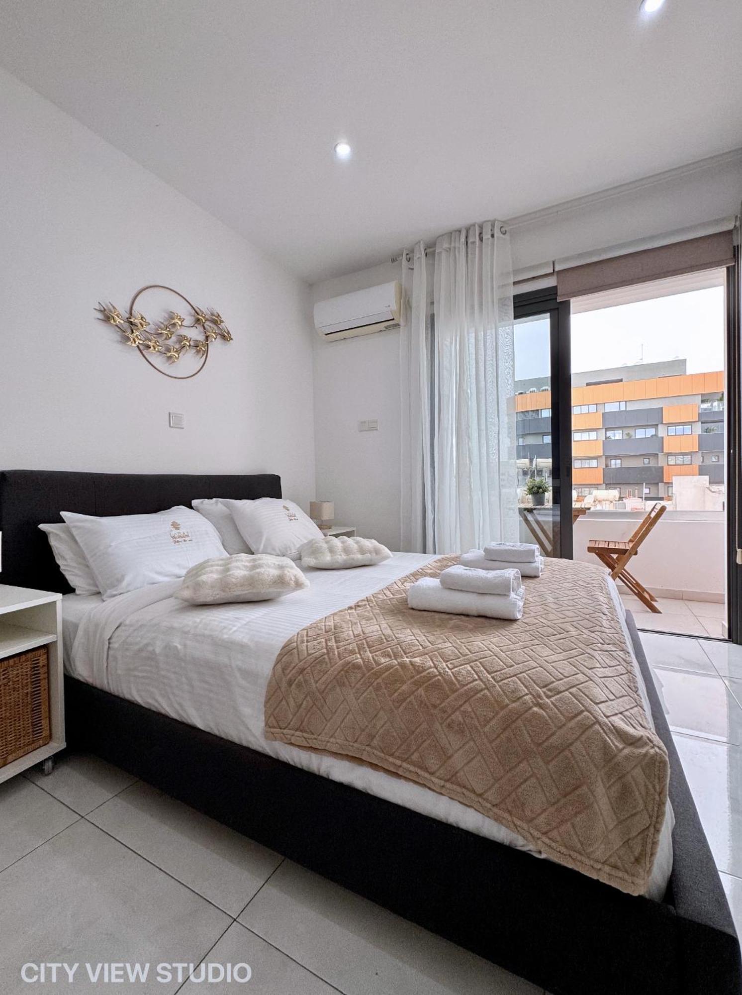 Lazuli City & Seaview Apartments Larnaca Exterior photo